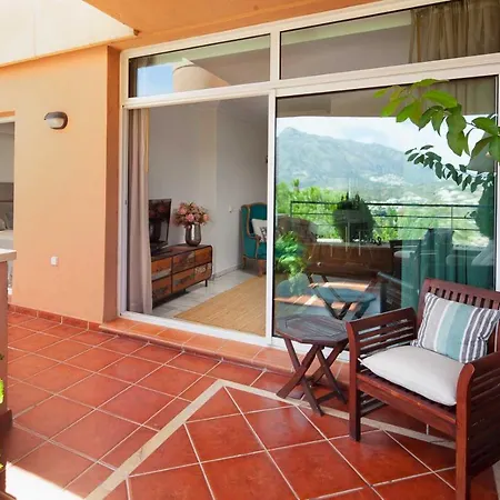 Nueva Andalucia Magna Golf Apartment *